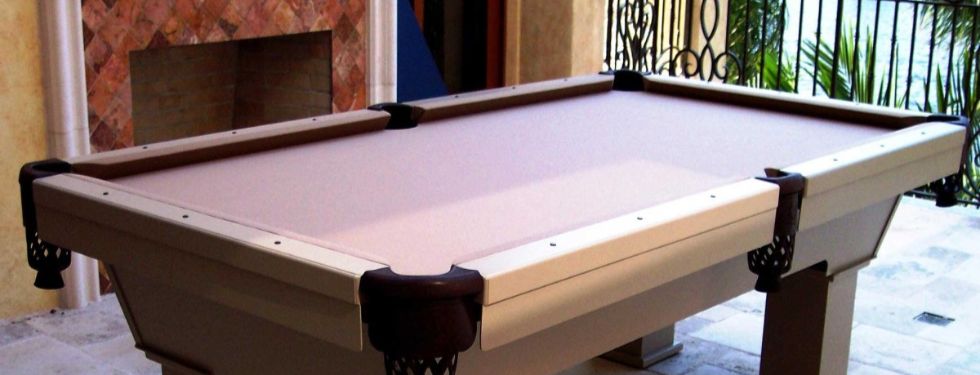 What to Look for When Buying an Outdoor Pool Table